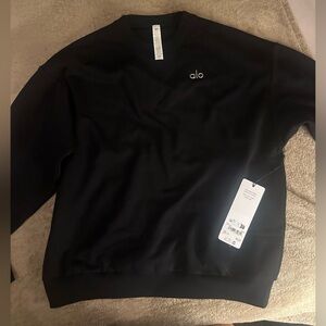 BRAND NWT Alo Accolade Crewneck in Black